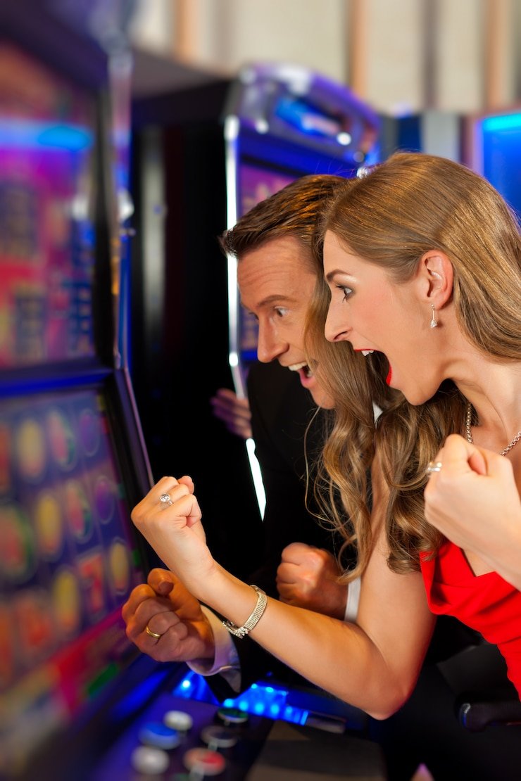 681dn Prize Table display showing slot game payout combinations and RTP percentage